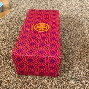 Tory Burch shoe box